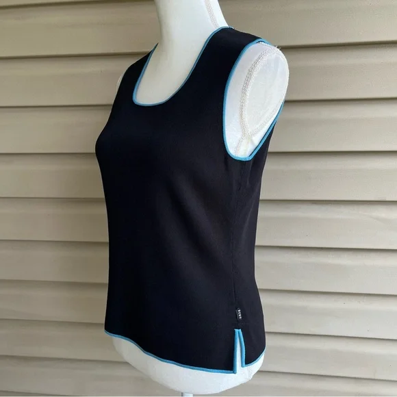 •BCBGMaxAzria• Sleeveless Knit Shell Top - Size Large - Picture 4 of 8